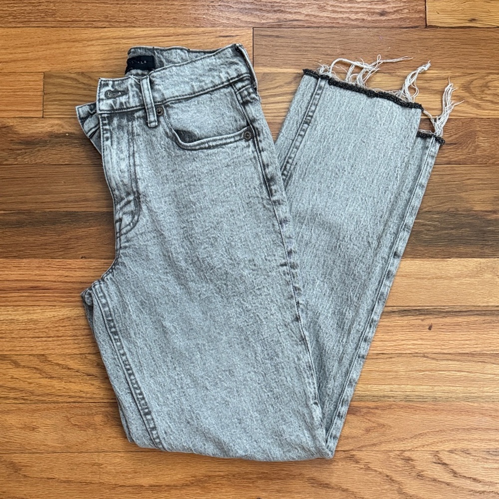Aeropostale Gray Ankle & Cropped Jeans